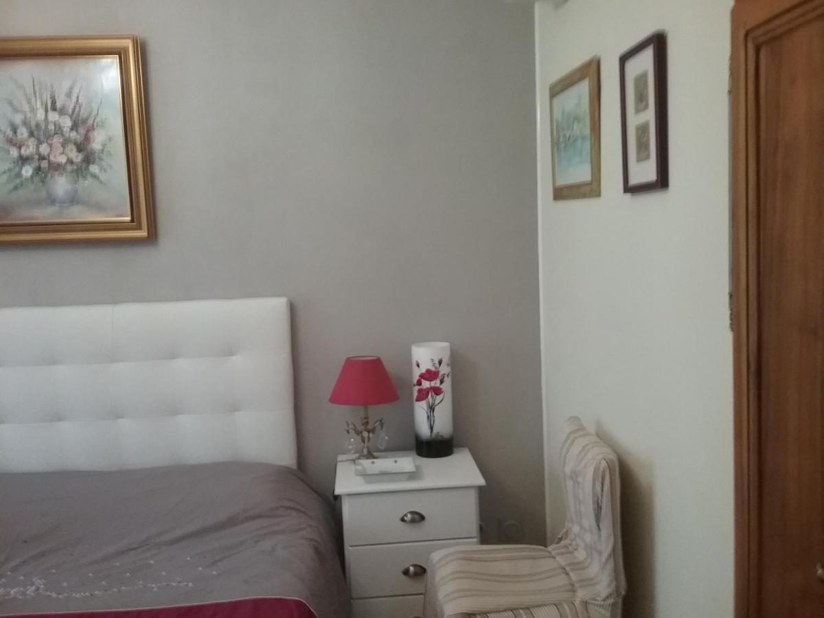 Les Petites Roches Bed & Breakfast Saint-Fortunat-sur-Eyrieux Exterior foto